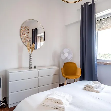 Akicity Ameixoeira Indigo * Лісабон